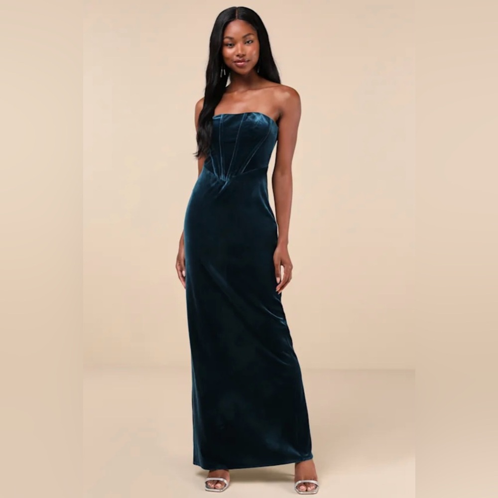 Lulus - Regal Affect Teal Blue Velvet Bustier
Strapless Maxi Dress